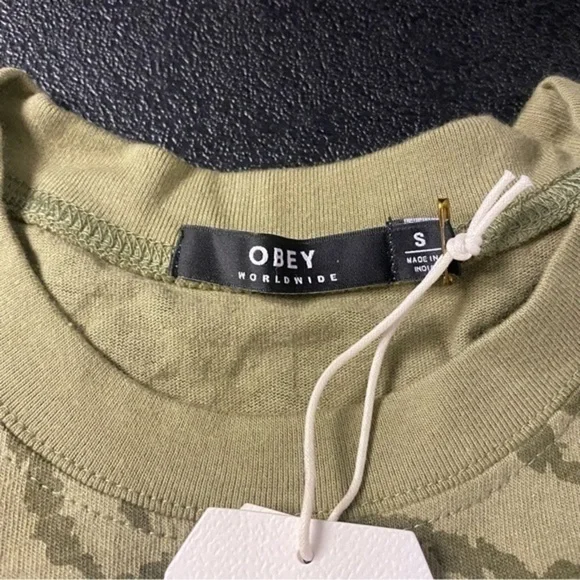 WOMENS Obey Mad River Crop Top size S - Picture 4 of 4